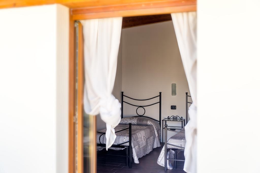 Agriturismo Chesini Castelnuovo del Garda Exterior foto